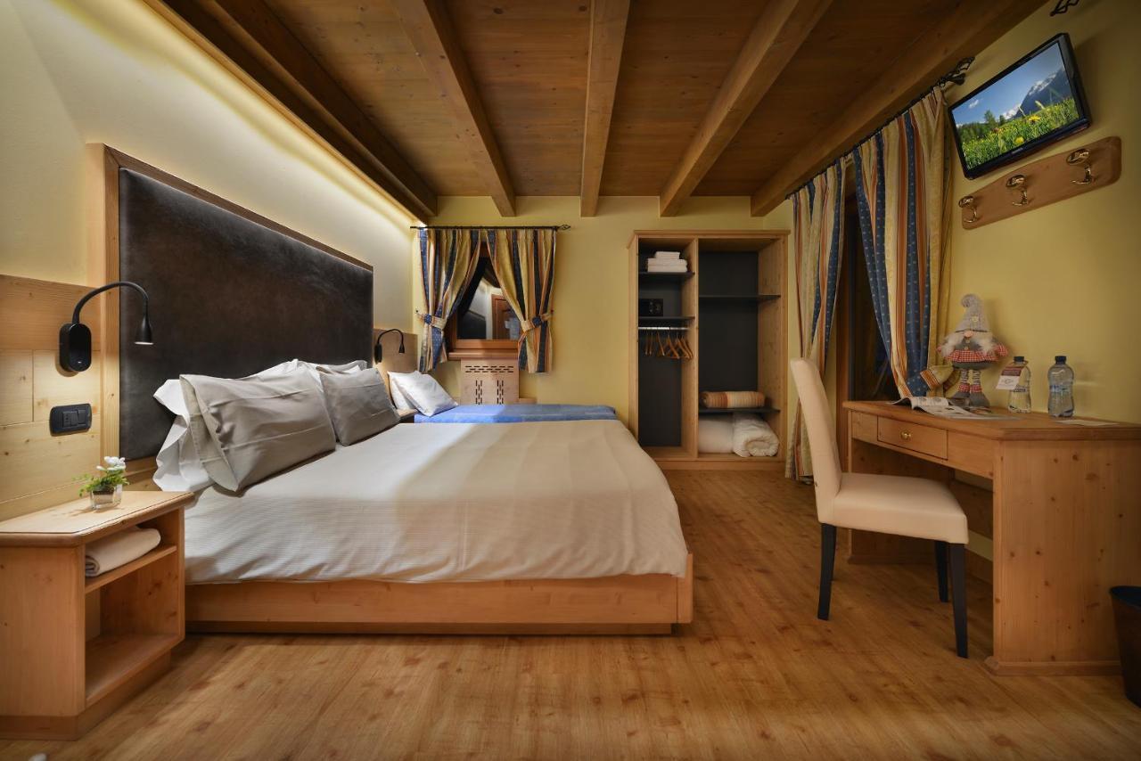 Hotel San Giovanni Ливиньо Экстерьер фото